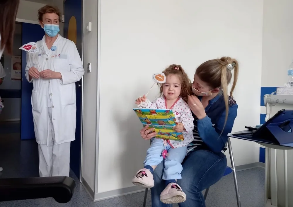 Foto 2 - Los sanitarios sorianos, con 'sus' ni&ntilde;os hospitalizados