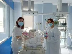 Foto 3 - Los sanitarios sorianos, con 'sus' ni&ntilde;os hospitalizados