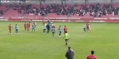 Foto 3 - Tragedia deportiva en Soria: El Numancia desciende a la cuarta categor&iacute;a