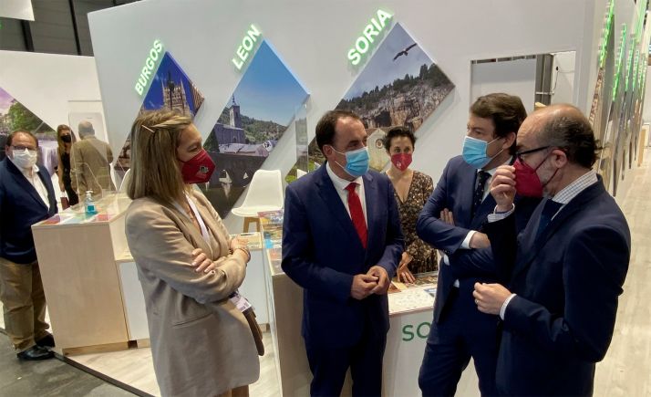 Mañueco asegura en FITUR que el turismo será motor de la creación de empleo este mismo año