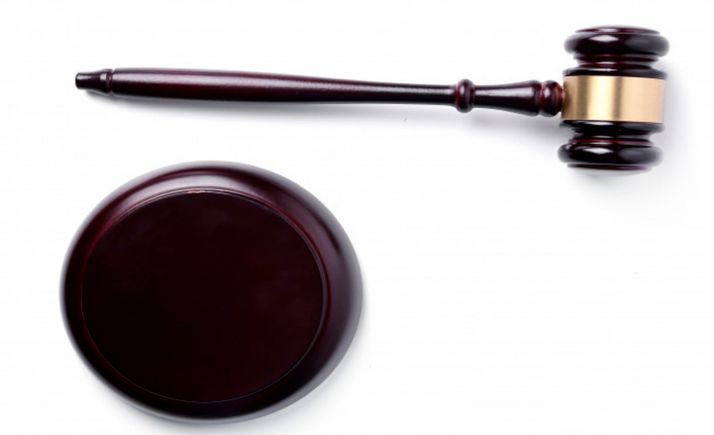 Desestimada la demanda de una mujer que reclamaba 75.000 &euro; por golpearse la cabeza con una señal turística en León