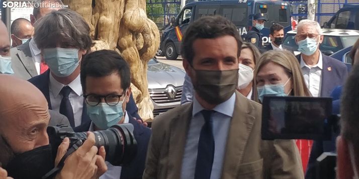 Casado anuncia una masiva recogida de firmas del PP contra los indultos