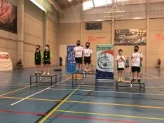 Foto 13 - Grandes &eacute;xitos del b&aacute;dminton soriano
