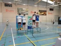 Foto 15 - Grandes &eacute;xitos del b&aacute;dminton soriano