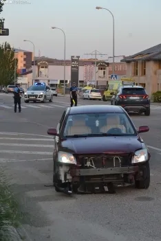 Foto 5 - Una persona herida por un accidente en la avenida de Valladolid
