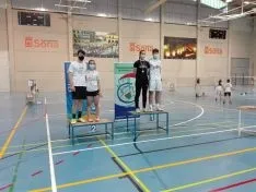 Foto 4 - Grandes &eacute;xitos del b&aacute;dminton soriano