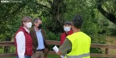 Mínguez visita las obras de acondicionamiento de las márgenes del Duero