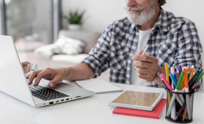 Los profesores jubilados de la UVa crean la agrupación Magistri para compartir su conocimiento