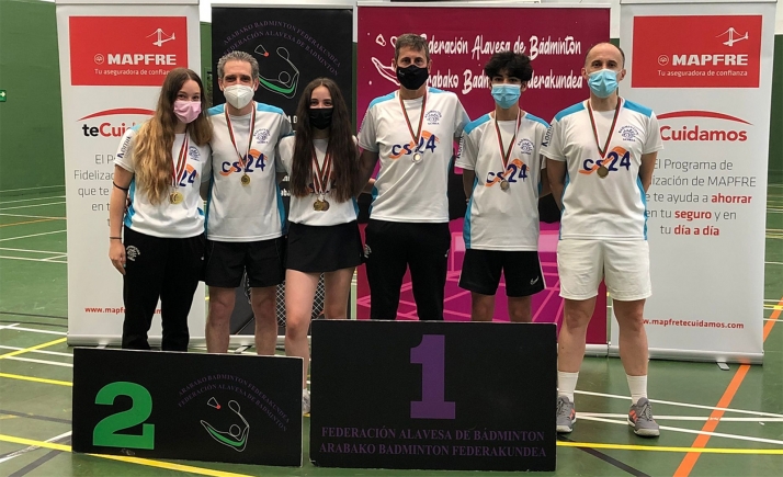 Ocho medallas para el Bádminton Soria – CS24 en Vitoria
