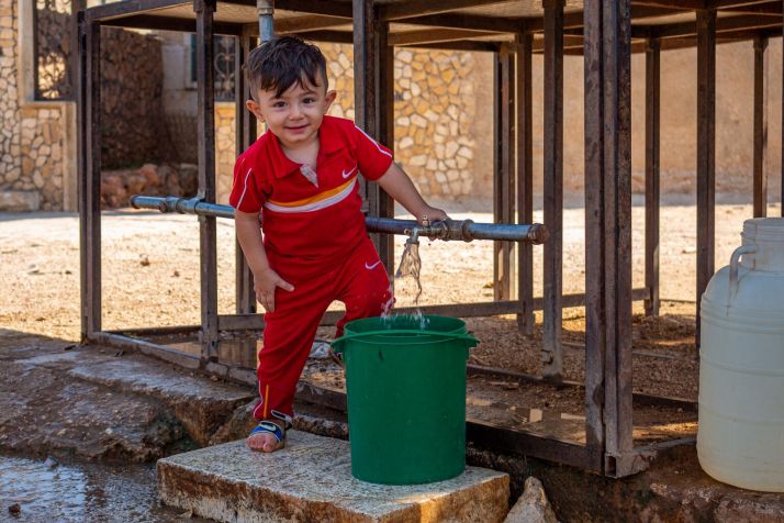 El agua en los países más vulnerables, protagonista de una exposición en el Mercado