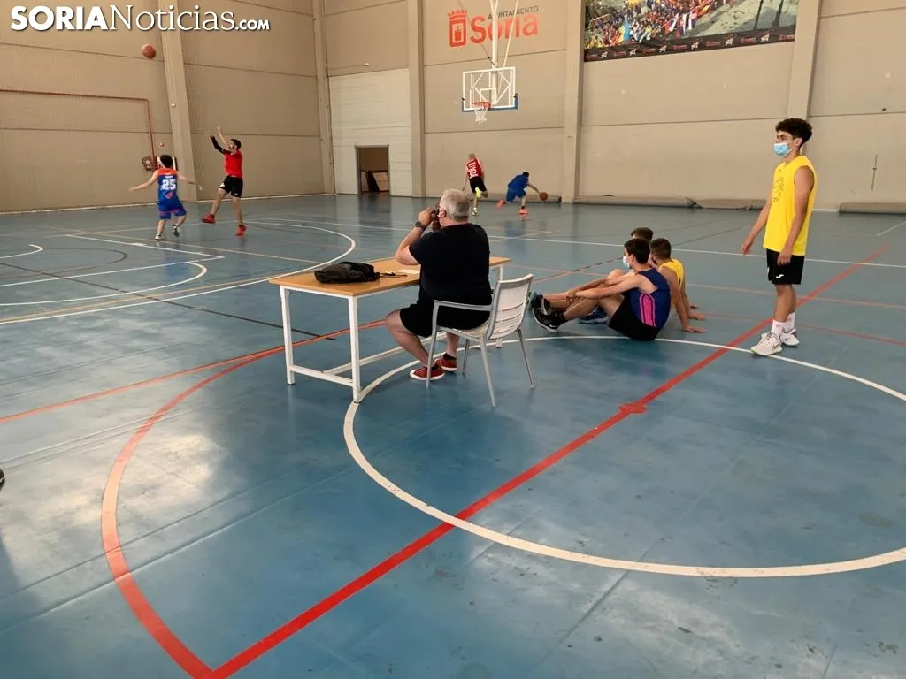 Campus de Baloncesto de Nacho Azofra.