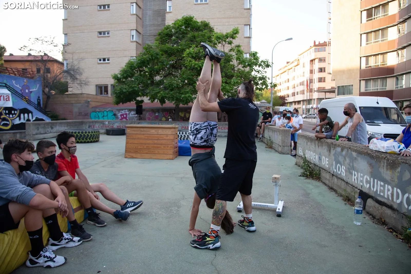 Parkour en Noches Callejeras / María Ferrer