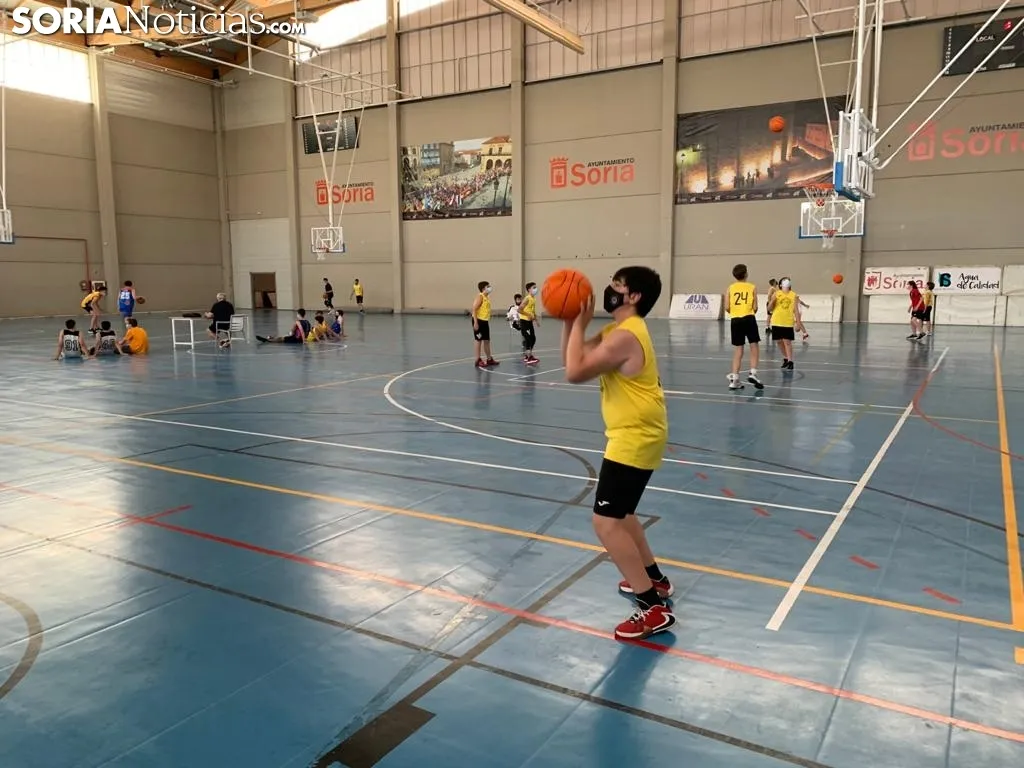 Campus de Baloncesto de Nacho Azofra.