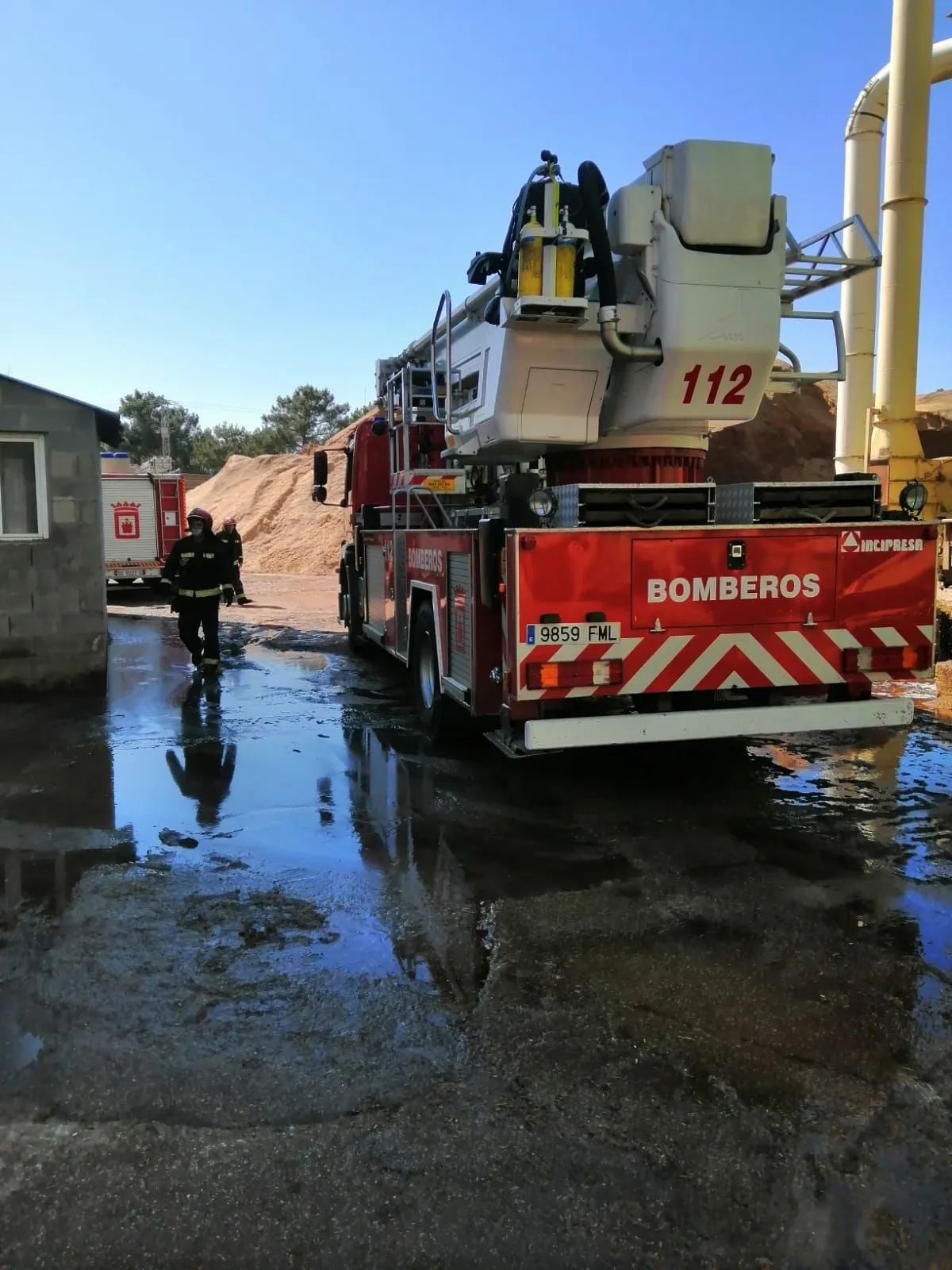 Foto 2 - Incendio sofocado en Los&aacute;n