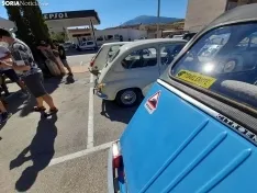 Reunión de coches clásicos en Ágreda.
