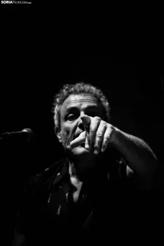 Una imagen del concierto de esta noche en Almazám. /Viksar Fotógrafo
