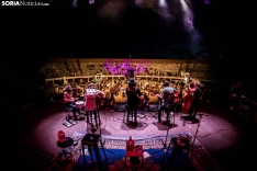 Una imagen del concierto de esta noche en Almazám. /Viksar Fotógrafo
