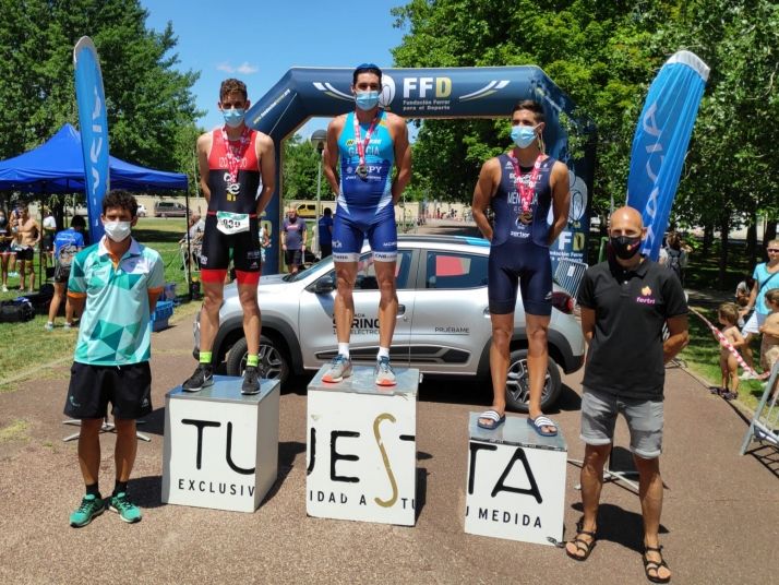 El soriano Jaime Izquierdo brilla en el clasificatorio para el Nacional de Triatlón Olímpico
