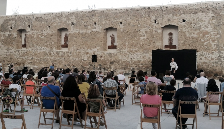 Circo Marítimo hace las delicias del público agredeño