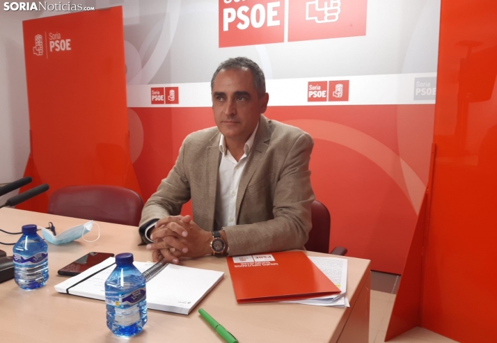 Navas afirma que Pardo gobernará en El Burgo para que todo siga igual en la Diputación