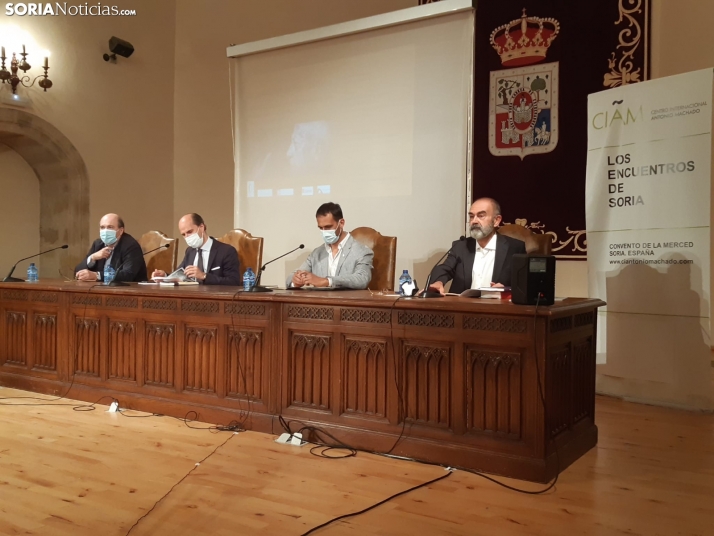 Inauguración del encuentro 'José Jiménez Lozano o la libertad de la escritura'.