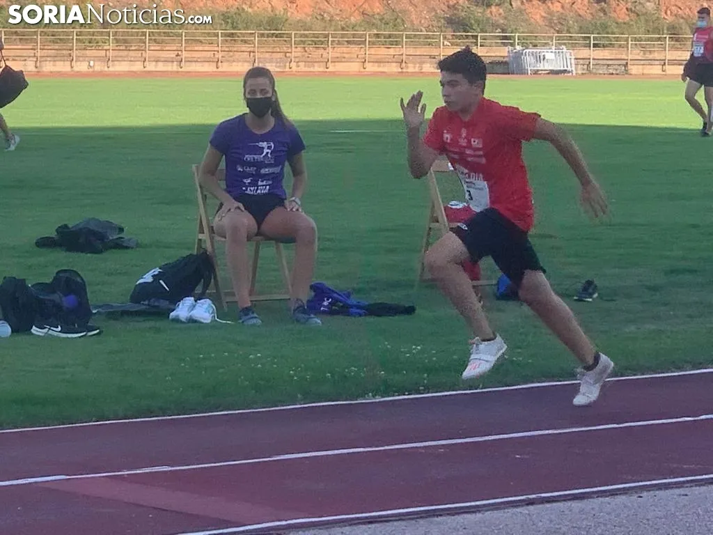 Imágenes de varias pruebas y entrenamientos.
