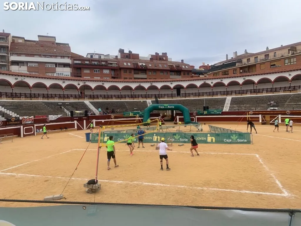 Imágenes de los encuentros de esta tarde.