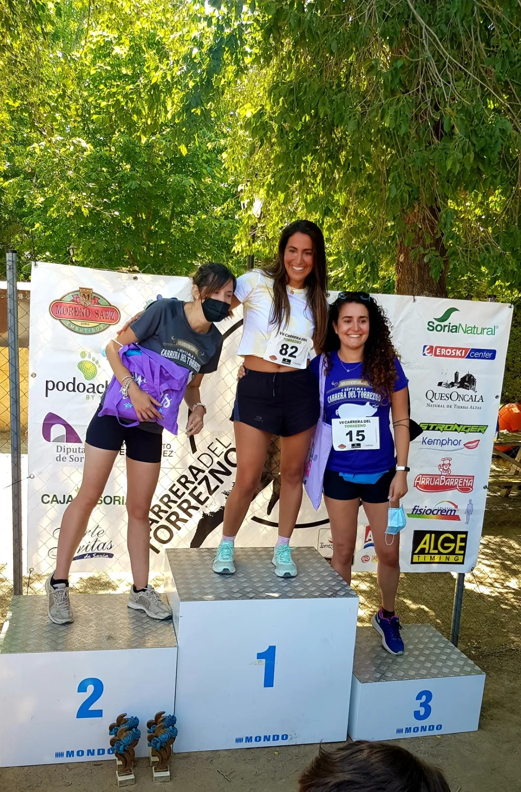 Foto 10 - Ch&eacute;rcoles volvi&oacute; a unir torreznos y atletismo