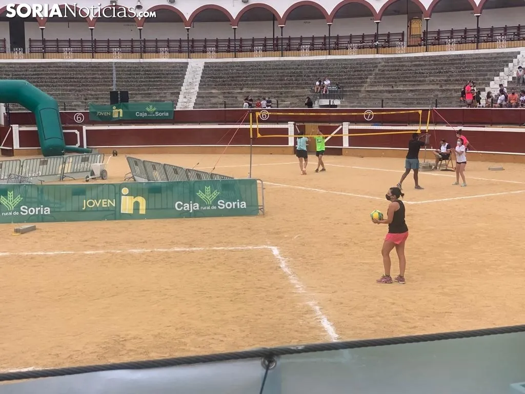 Imágenes de los encuentros de esta tarde.