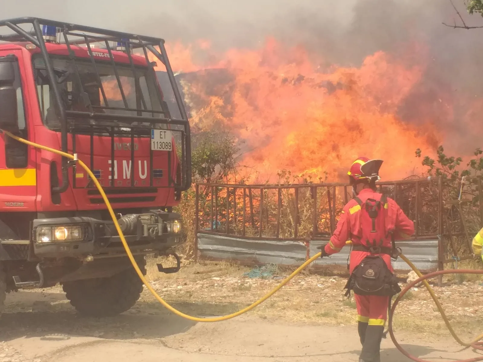 Foto 2 - 10.000 hect&aacute;reas calcinadas en el incendio de Cepeda de la Mora en &Aacute;vila