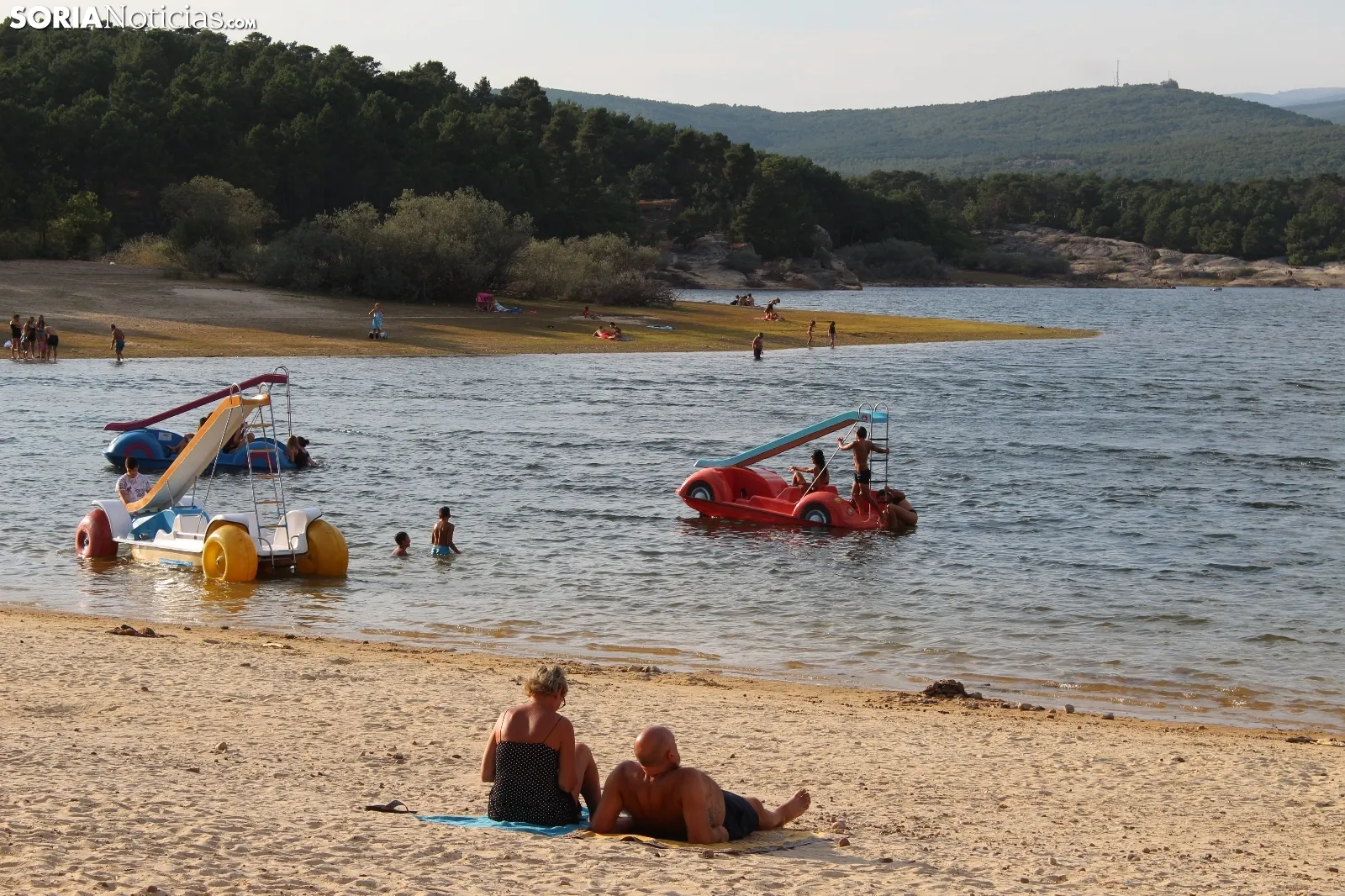 Foto 11 - GALER&Iacute;A: Los &uacute;ltimos coletazos del verano en la Playa Pita