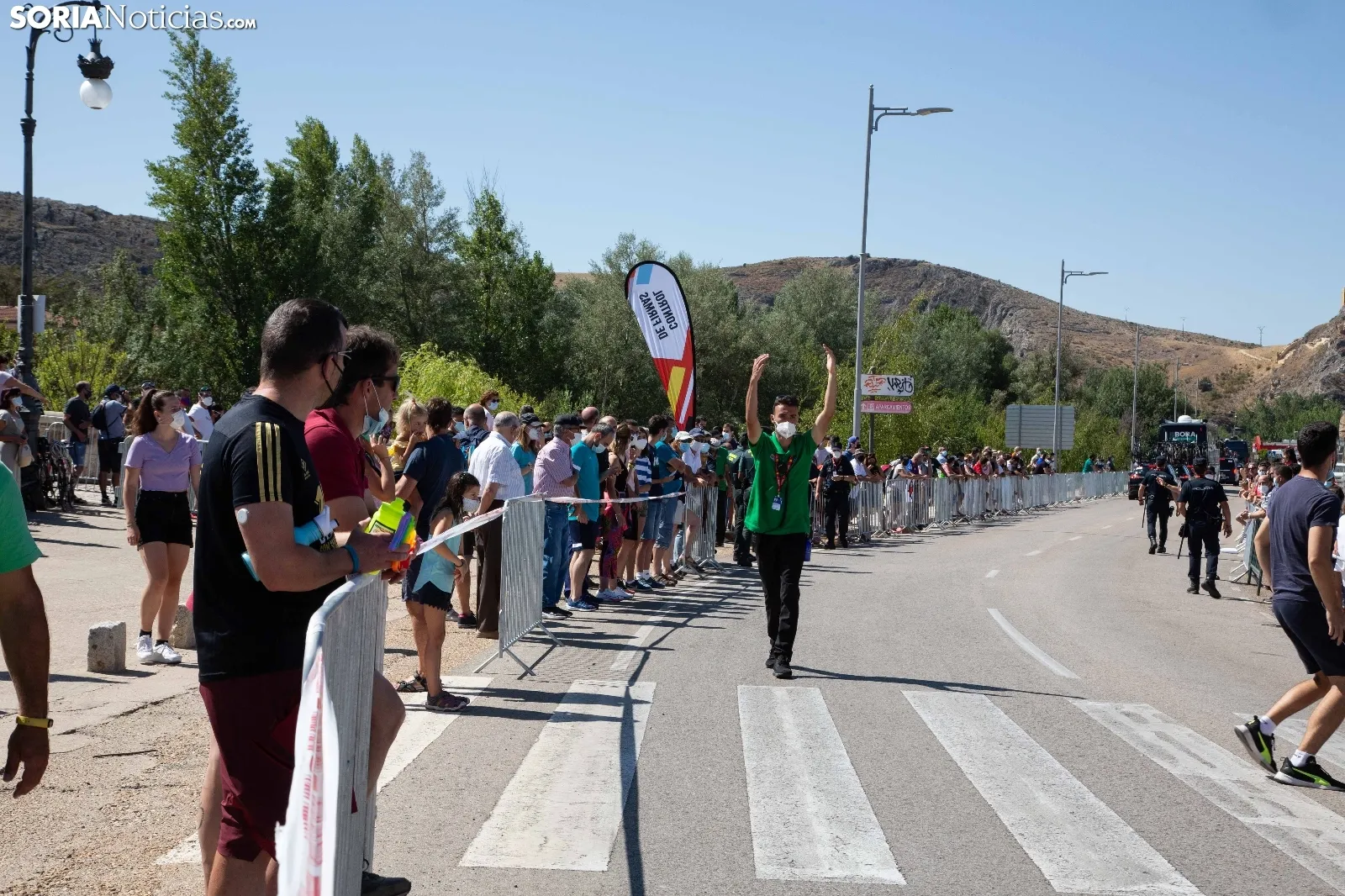 Foto 18 - Galer&iacute;a: El Burgo vibra con La Vuelta en una jornada de ambiente festivo