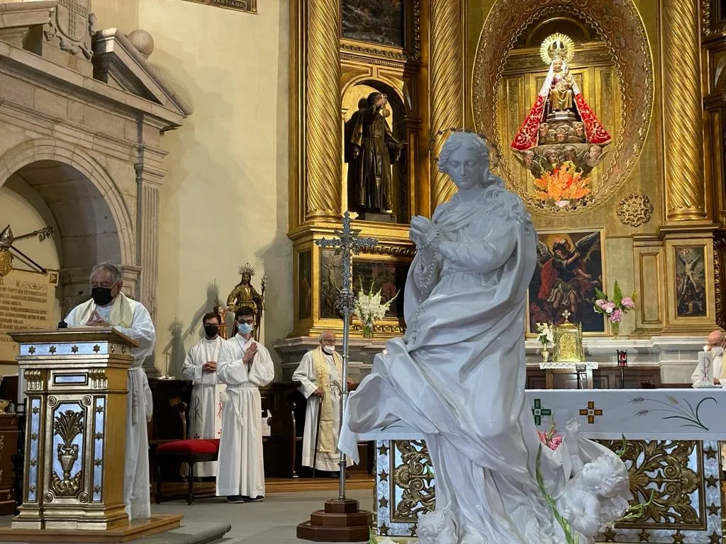 Foto 11 - Galer&iacute;a de im&aacute;genes: la Virgen de &Eacute;feso es recibida por los agrede&ntilde;os