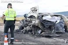 Foto 7 -  Dos fallecidos y dos heridos graves por un choque fronto-lateral en la N-122