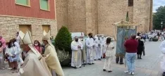 Foto 6 - Galer&iacute;a de im&aacute;genes: la Virgen de &Eacute;feso es recibida por los agrede&ntilde;os