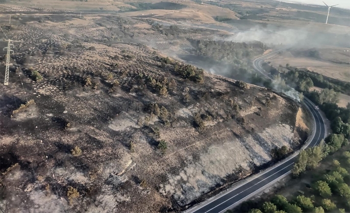 Baja a Nivel 0 el incendio forestal de la localidad burgalesa de Masa