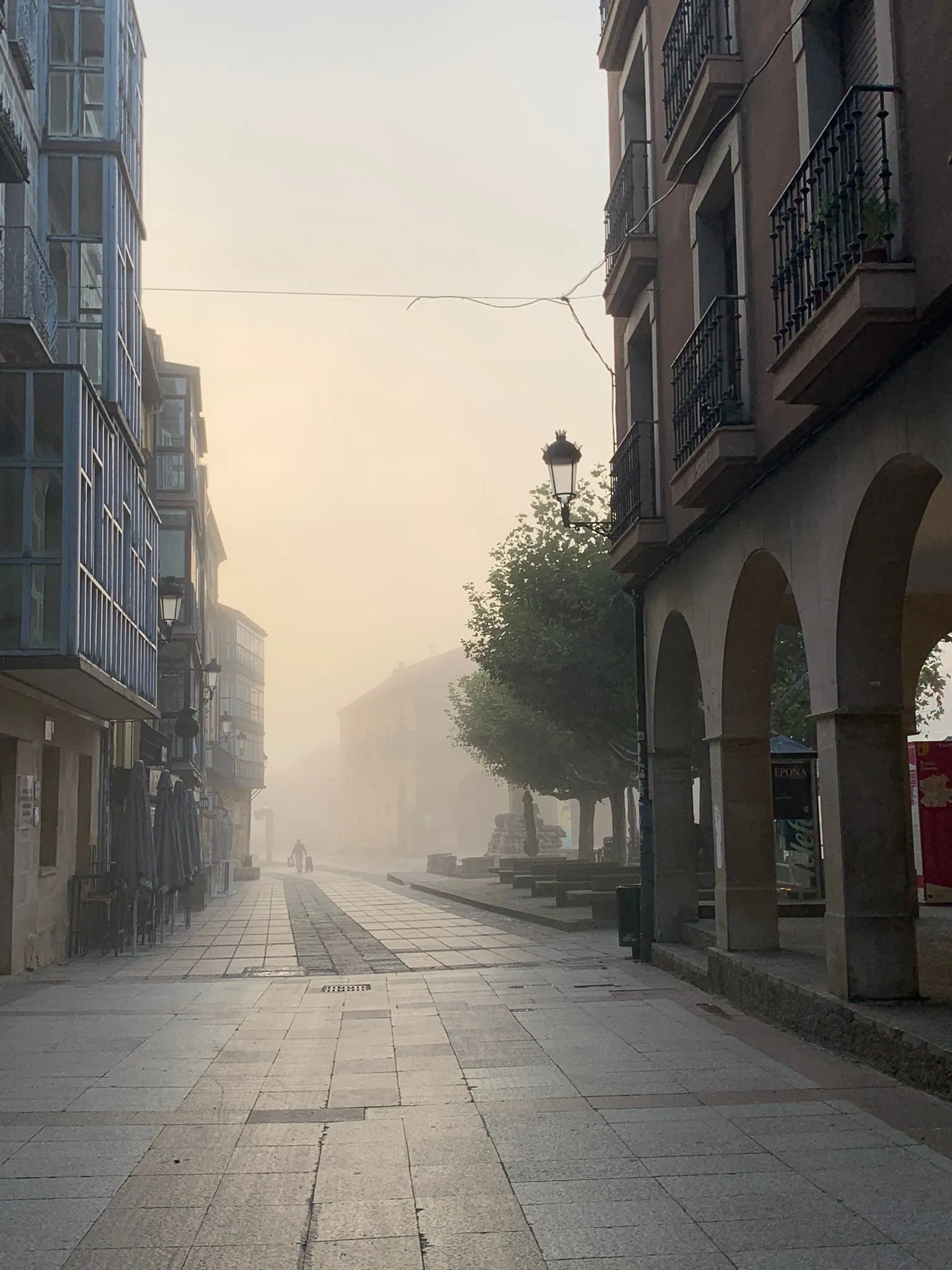 La niebla ha caído hoy sobre el corazón de Soria. Fotos de David Ortega.
