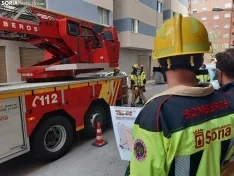 Prácticas con la nueva autoescala del Parque de Bomberos de Soria.