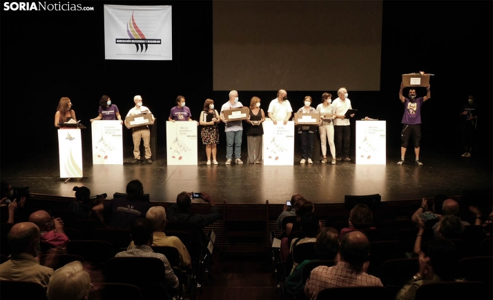 Entraron al juzgado como anónimos y salieron con su nombre