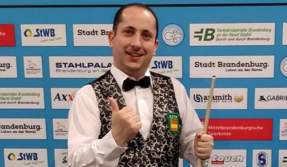 Carlos Cortés, finalista en el Gran Premio de Billar de Valladolid