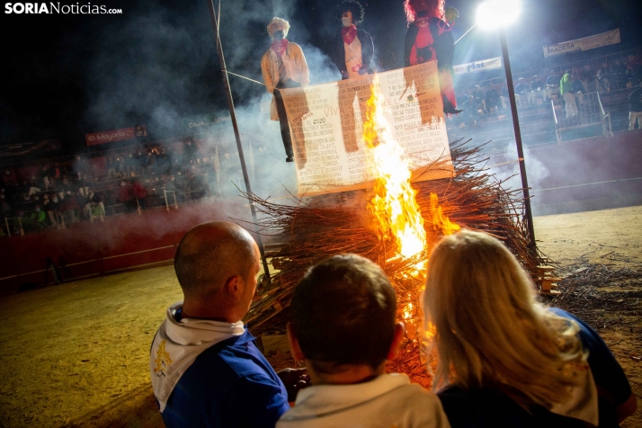 GALERÍA: Arden los Diablillos en Ágreda y comienza San Miguel
