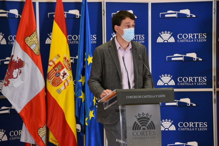 Panizo (Cs) sobre el lobo: Medio rural y sostenibilidad están conectados. Las malas decisiones afectan a las dos partes