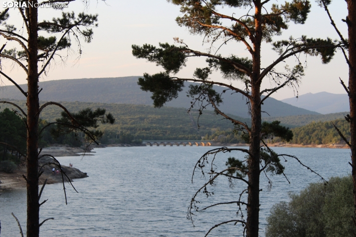 Las lluvias no frenan el descenso del agua en La Cuerda del Pozo