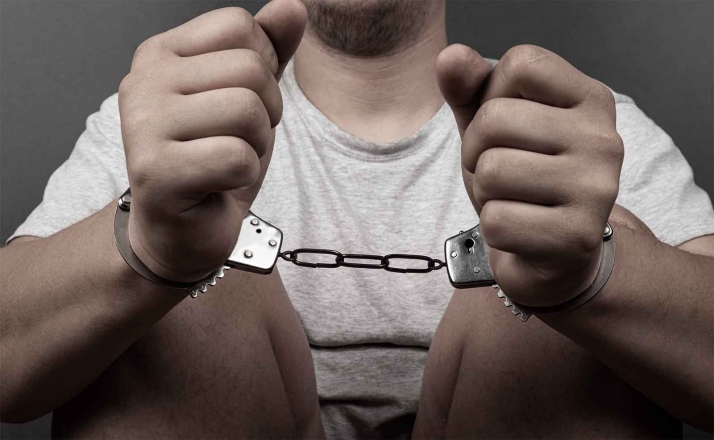 Confirmada la condena a un hombre por apuñalar a otros dos tras discutir en un pub de Astorga