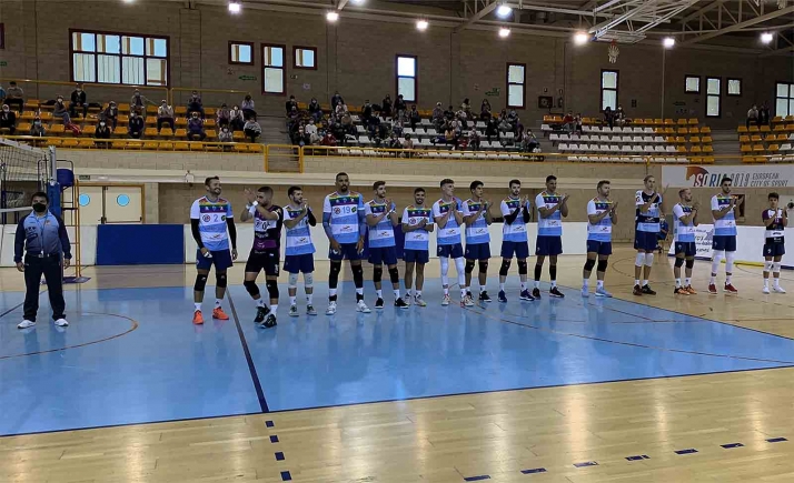 Los sorianos se presentan con victoria ante su afición frente a una batalladora Textil Santanderina