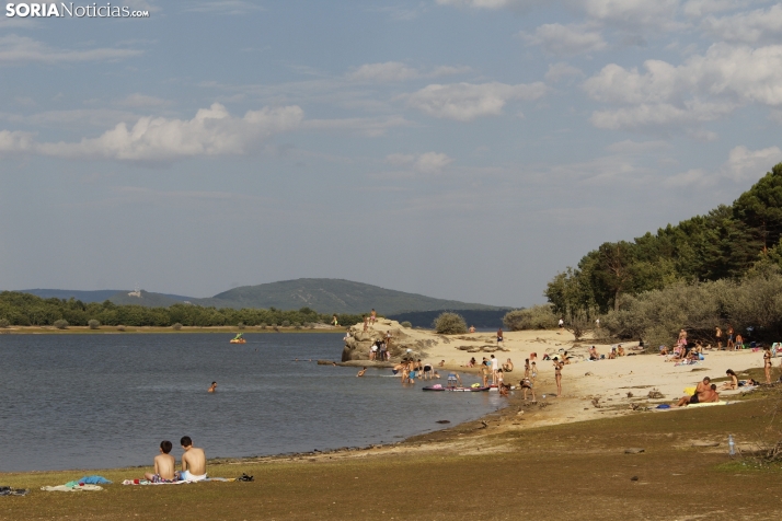El embalse continúa perdiendo agua en la recta final del verano