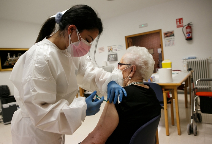 En Soria se aplicarán terceras dosis de la vacuna a 431 personas