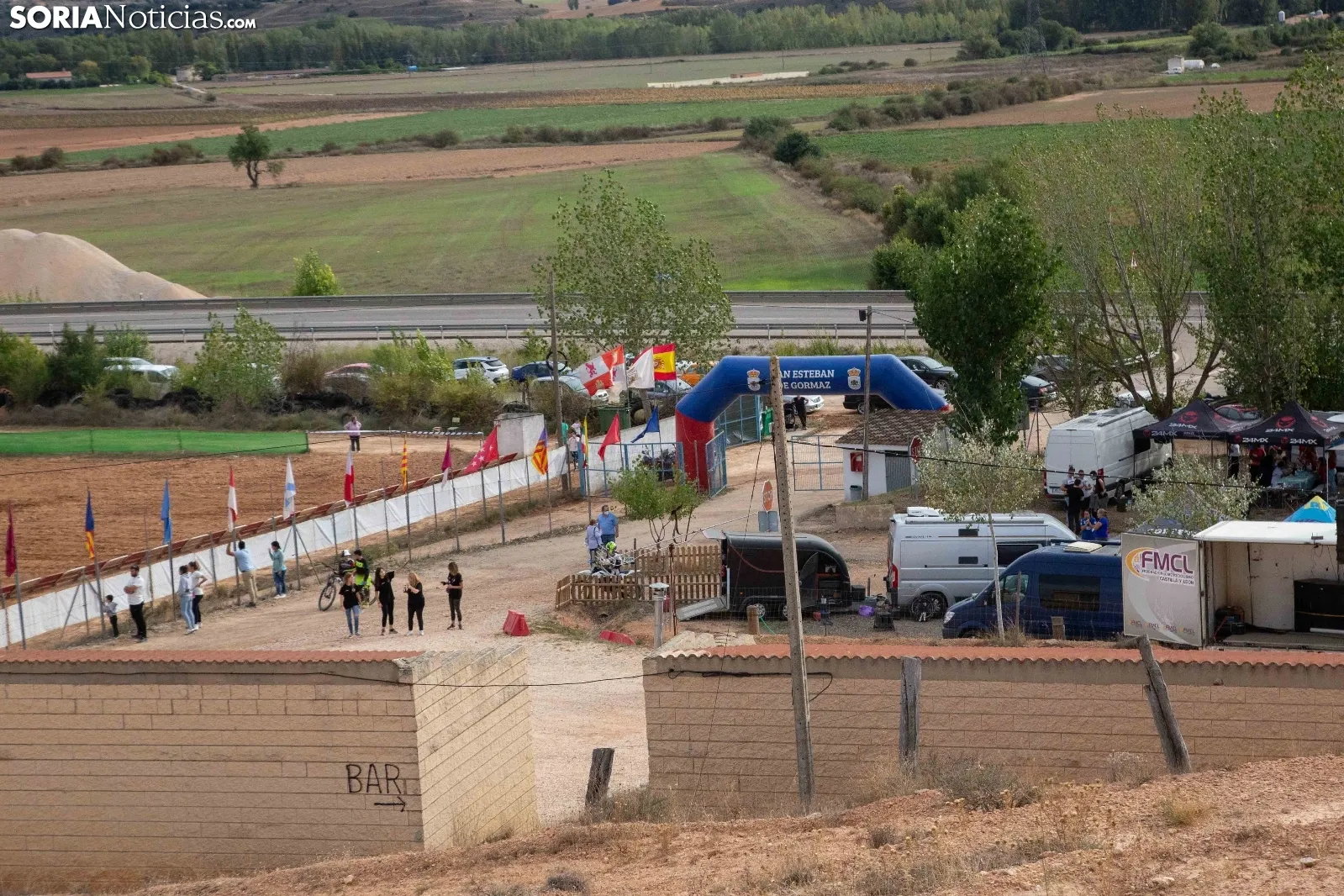 Campeonato de motocross de San Esteban / María Ferrer