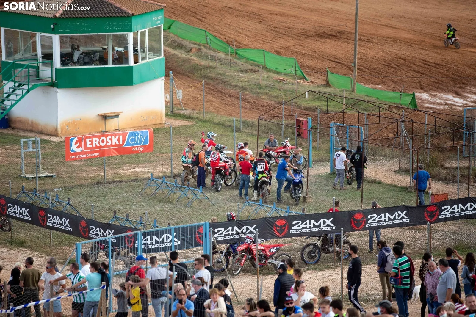 Campeonato de motocross de San Esteban / María Ferrer
