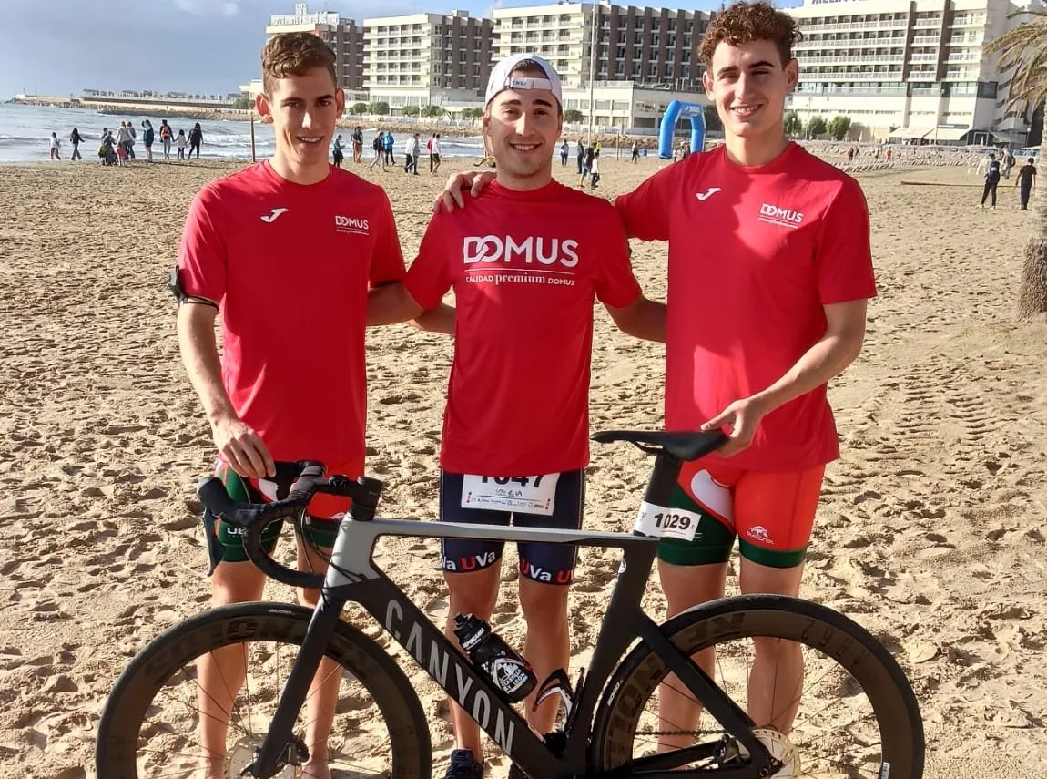 Foto 2 - Alfonso Izquierdo, bronce en el campeonato de Espa&ntilde;a universitario de triatl&oacute;n